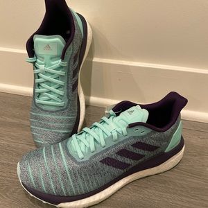 Adidas women’s Solar Drive Running Shoes
